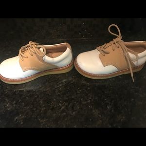 Elephantito White and brown oxfords